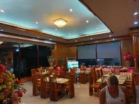 파툼 타니 플레이스 호텔