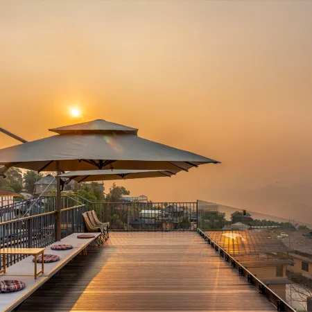 Lancang Jingmai Yun She Pavilion • World Heritage Cloud Sea View Tea Villa (Manghong New Village)