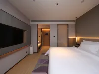 Lavande Hotel (Beijing South Railway Station Songjiazhuang Metro Station Branch) فنادق في بكين
