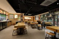 Z Hotel (Jinghong Gaozhuang Starlight Night Market) - Design Hotels