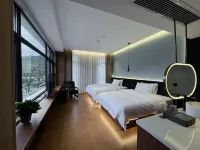 Pingwu Longzhou Bojin Homestay 핑우 호텔