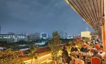 Boson Hotel (Nanning Railway Station No. 36 Middle Store)