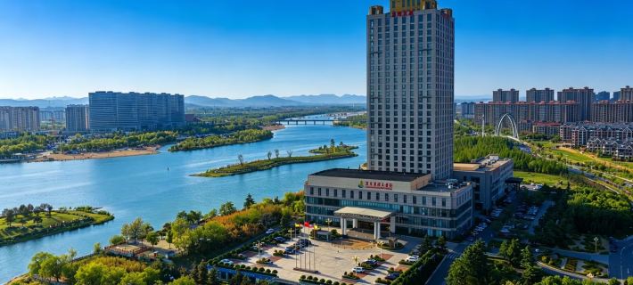 Yishui Longgang Hotel (Yishui River Bridge Scenic Spot) Hotels in Yishui County
