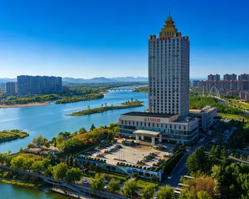 Yishui Longgang Hotel (Yishui River Bridge Scenic Spot) Hotels in Yishui