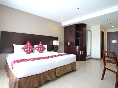 Alpa City Suites Hotel