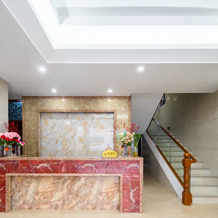 Danxiashan Zhanglaofeng Hotel