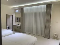 Meizhou Island Moonlight Outside the Window Minimalist Style Homestay (Mazu Film City)