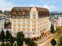 Signature The Central Da Lat, a brand of Modern Village Lifestyle โรงแรมในด่าหลัต