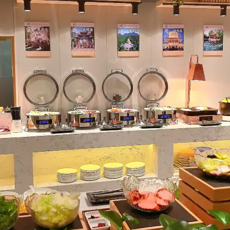 PUSHOW Hotel