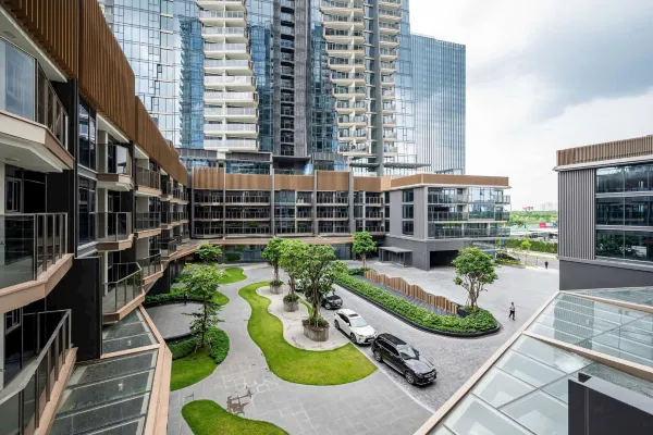 The Opera Residence The Metropole Thu Thiem riverfront view