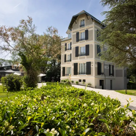 Villa Edmond Hôtel & Spa - Maison Blanche Bièvres