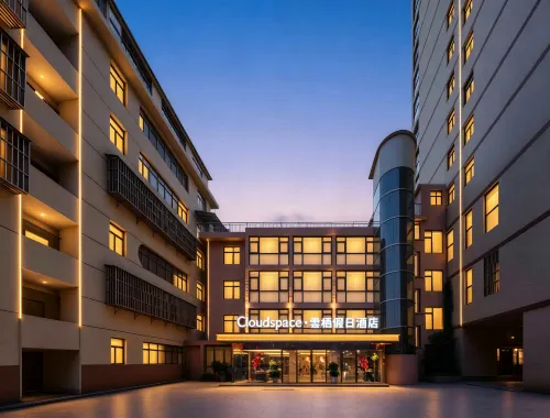 Cloudspace · Yunqi Holiday Hotel (Shiyan Yunxi Qixi Square) - واي فاي