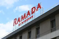 Ramada by Wyndham Duzce - バー