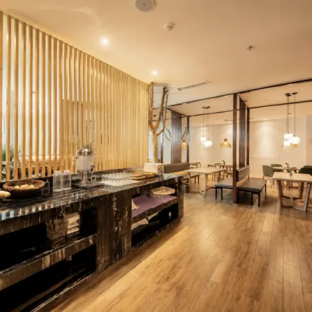 YinXiuYunQiHotel