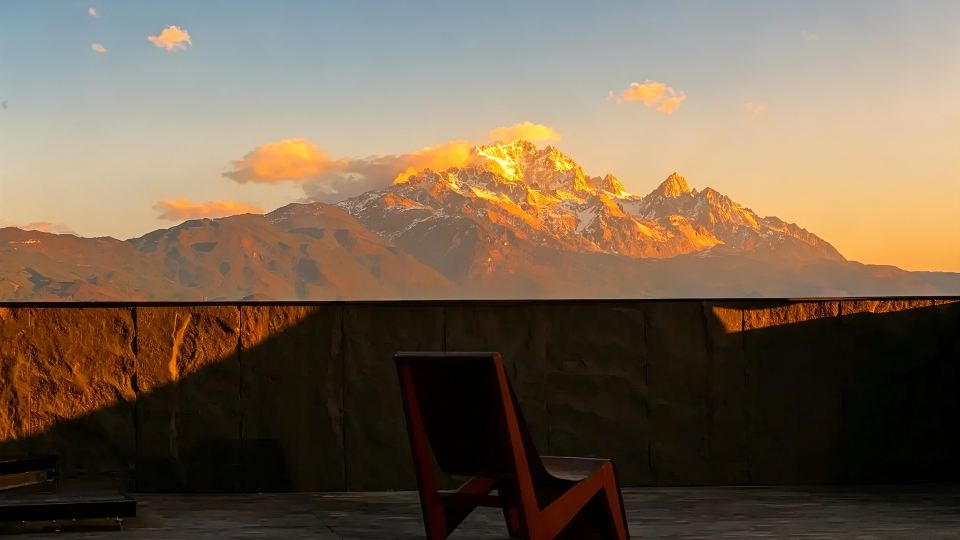 Nazhu Sky Courtyard Designer Snow Mountain View Homestay (Lijiang City Rizhao Jinshan Branch)