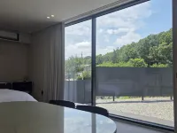 MUTE STONE Hotels near Shigan Toki Gallery
