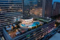 First Choice問陌高空泳池潮宿（八一廣場武商MALL店） - 水上樂園