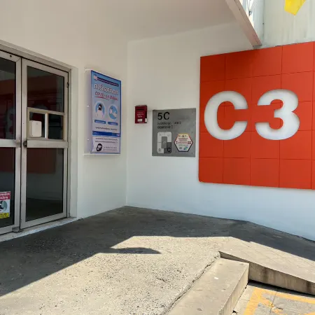 Impact Arena Muang Thong Condo C3 Two rooms by Goodroom24
