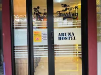 Aruna Hostel - Hostels