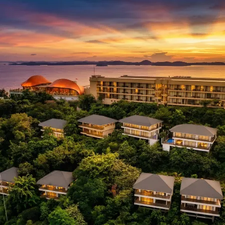 Riahi Villas by Swiss-Belhotel, Nirup Island