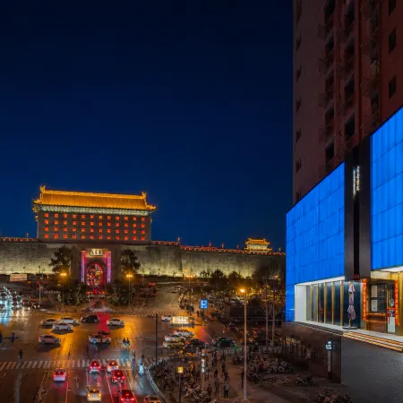 Ancient City Wall Side · Shuman Hotel (Xi'an Bell and Drum Tower Andingmen Subway Station Branch)