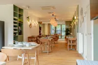 Diamant Suites Brussels EU - parking