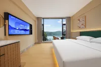 Under the Olive Tree · Infinity Pool Holiday Homestay - 3-Star