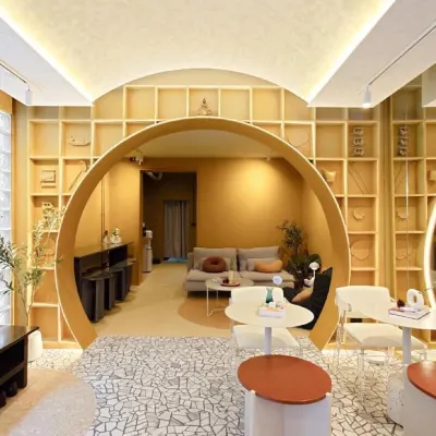 Au Luna Bangkok Hostel Các khách sạn gần Bến tàu Tha Tien