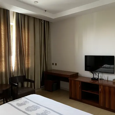 Aksu Juchengyuan Hotel (Jinlan Plaza)