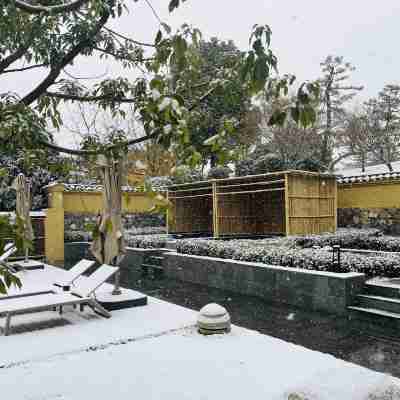 Zhongnan Jingzhuang Hot Spring Resort Hotel Exterior