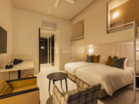 The Retreat 飯冢市酒店