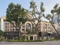 Orchard Rendezvous Hotel by Far East Hospitality Hotels near Orchard