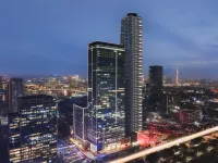 朵亞Max·HOTEL（廣州金融城科韻路地鐵站店） 鄰近科韻路站的酒店