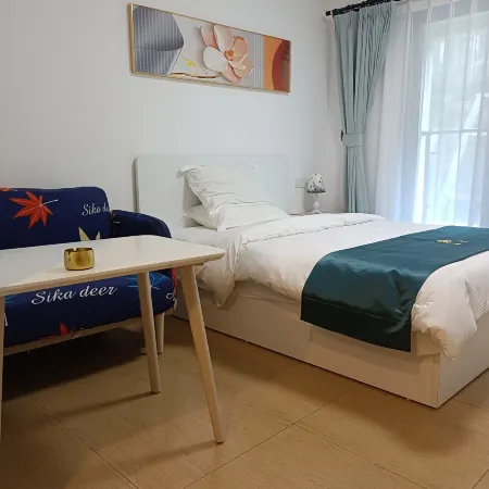 Hailing Island Haijin Apartment (Beiluowan Mawei Island Branch)