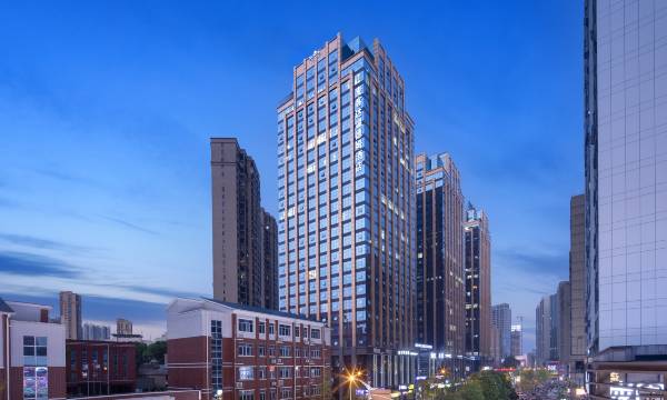 Changsha Microtel by Wyndham Hotel (Taskin Provincial Government Store)