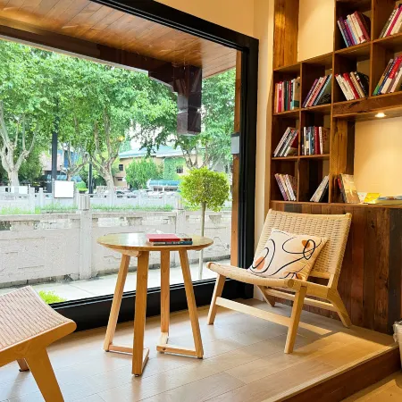 Shaoxing Qinglan Mishe Homestay (Lu Xun's hometown Jindi Yintai City Branch)