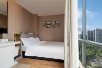 Bafei Hotel (Shenzhen Gongming Square Metro Station) Hotels near Yingfeng Shopping Mall