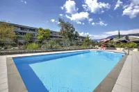 Appart'City Confort Grenoble Inovallée - Pools
