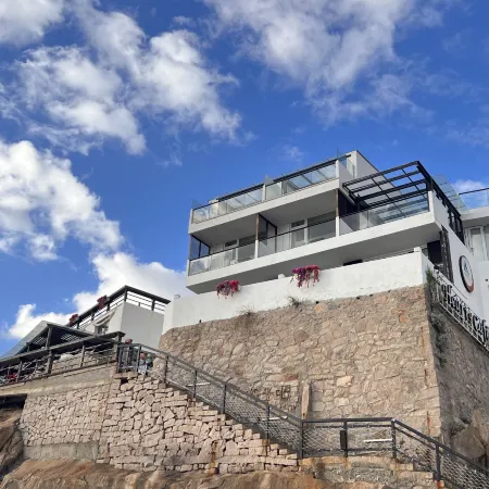 Dongji Inter national Youth Hostel