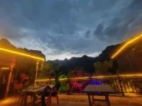 林州市石板岩鎮聽雨民宿 - 廚房
