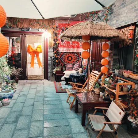 Zhangye Douya Youth Hostel (Ganzhou Night Market)