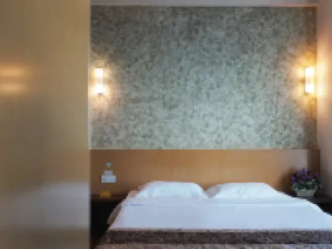 LA Hotel Tawau タワウのホテル