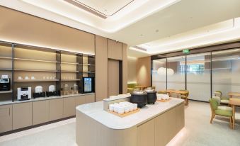 JI Hotel (Shanghai Zhenbei Road Subway Station)