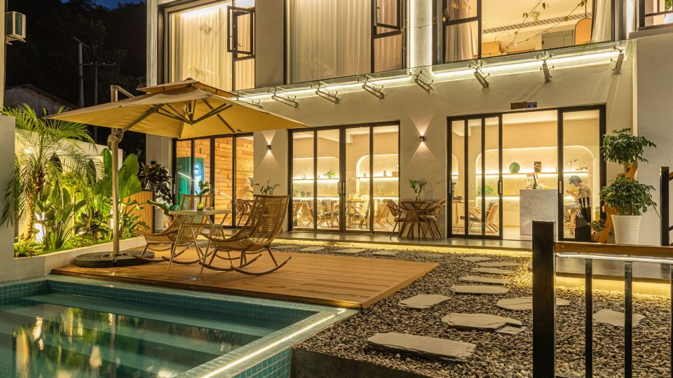 Emeishan Sanyuan Shuzhuang Home Stay
