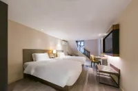 Home Inn Plus (Qingdao Yinchuan West Road, Qingdao University) Hotels in Qingdao