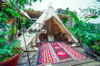 Poshpacker Flipflop Youth Hostel (Taikoo Li Chunxi Road Metro Station)