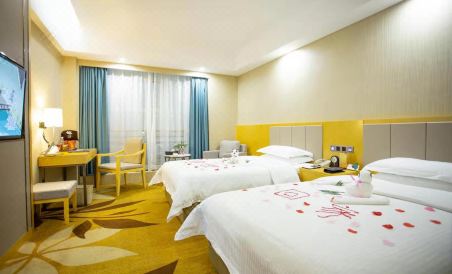 Lianhua Hotel - Housity