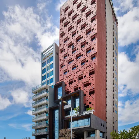 The Code Hotel & Spa Da Nang Отели рядом с достопримечательностью «Son Tra Penisula»