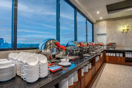 Alimoer Hotel Kubu Raya Отели в г. Kubu Raya Regency