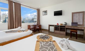 Valencia Da Nang Beach Hotel